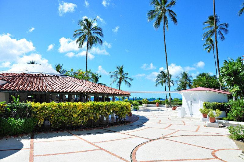 Отель Glitter Bay Porters Экстерьер фото
